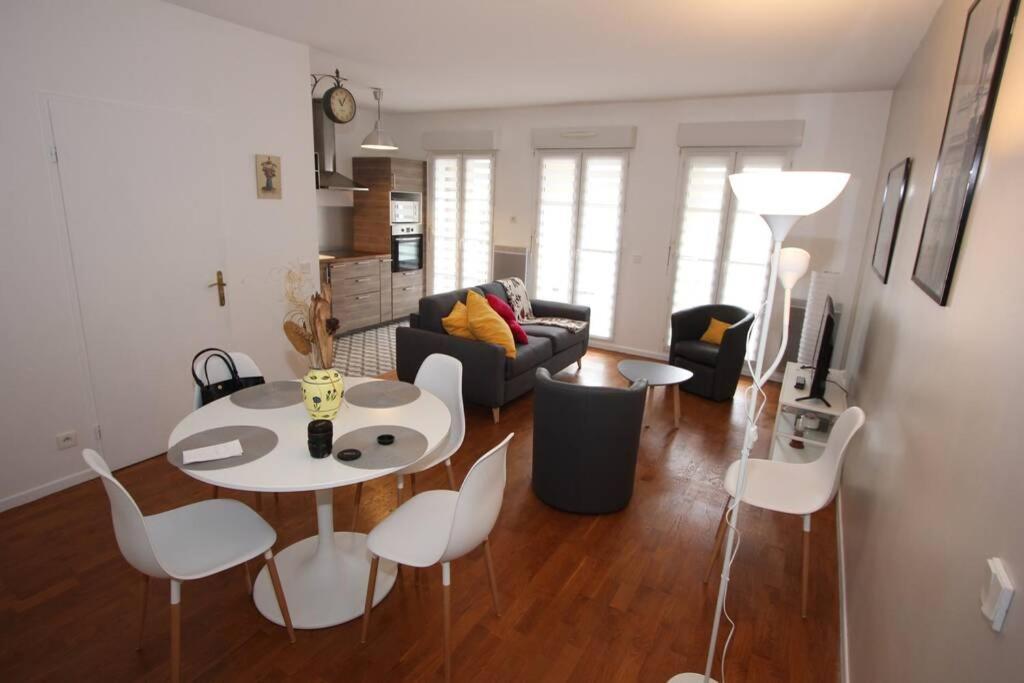 Sloan Square Apartment Bmyguest Серрі Екстер'єр фото